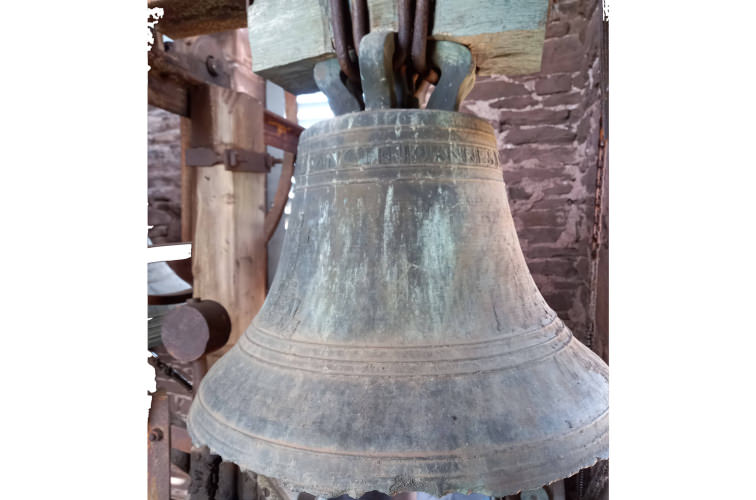 Cloche de l'église du Viala du Dourdou